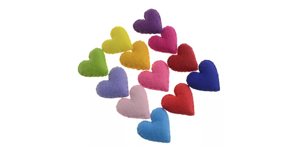 Decorate your surrounding with woven hearts